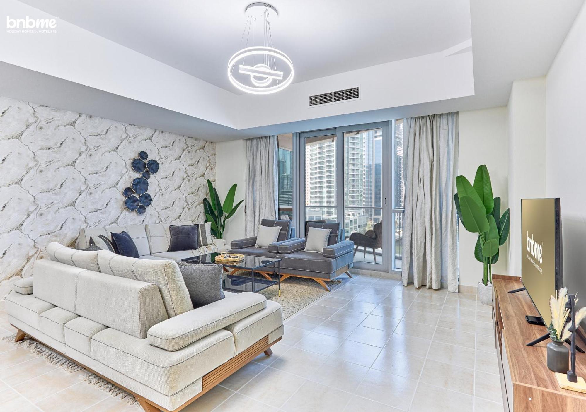 Bnbmehomes - Damac Waves Tower Appartement *